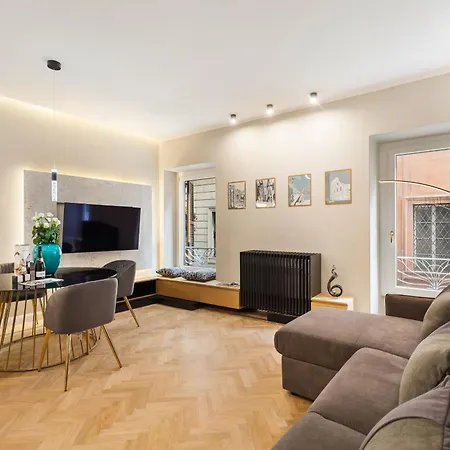 Spanish Steps Modern Gem Apartment *