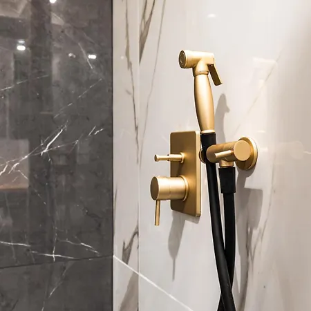 Spanish Steps Modern Gem 아파트 *